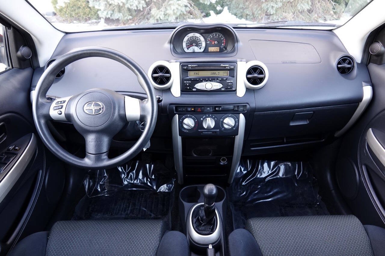 Used 2006 Scion xA FWD image 82