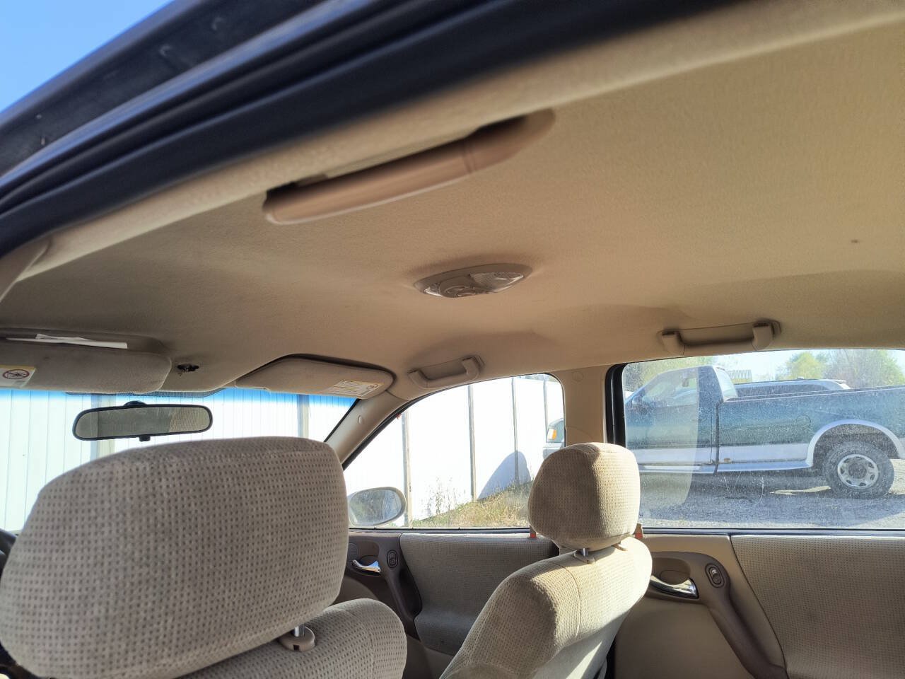 Used 2001 Saturn L-Series L200 FWD image 29