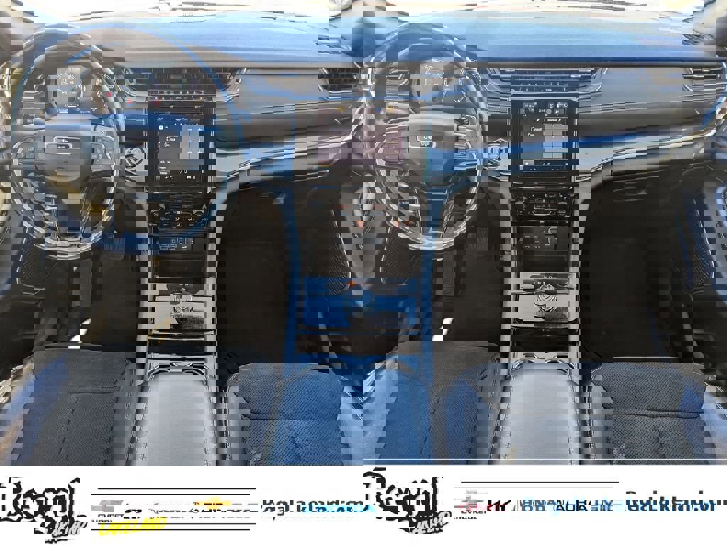 Used 2022 Jeep Grand Cherokee Altitude image 11