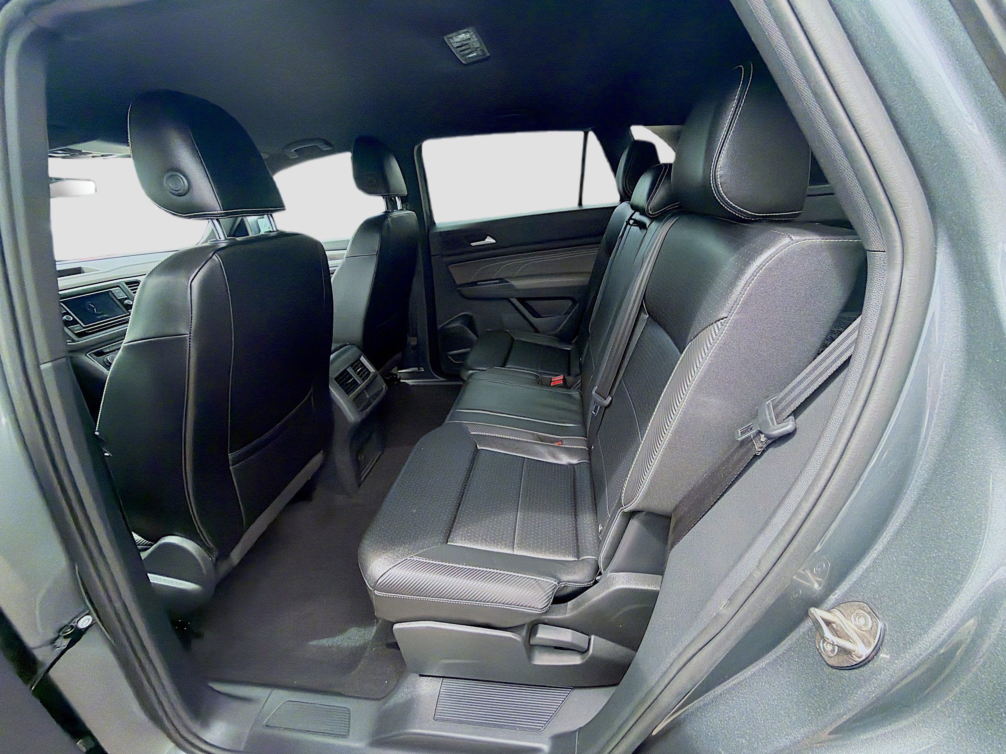 Used 2022 Volkswagen Atlas Cross Sport SE image 23