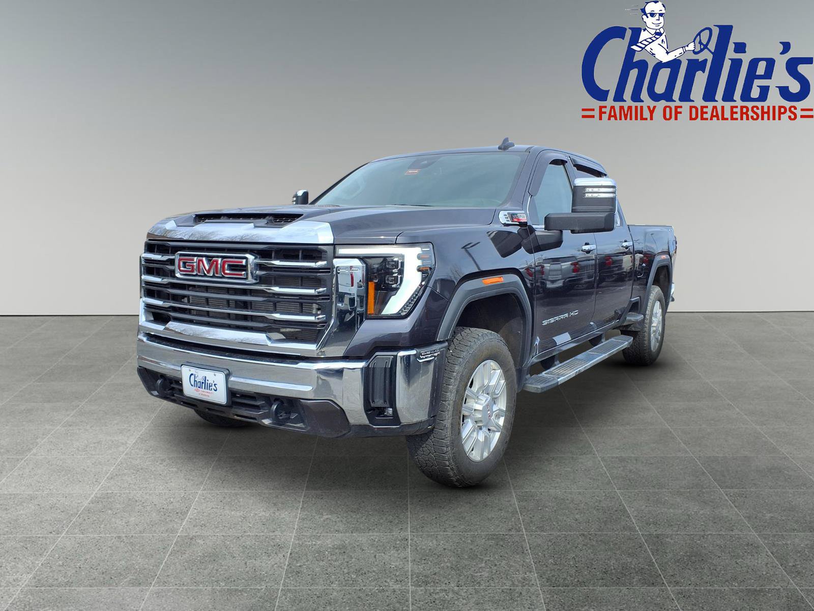 Used 2024 GMC Sierra 2500 SLT w/ Snow Plow Prep/Camper Package AWD/4WD image 1