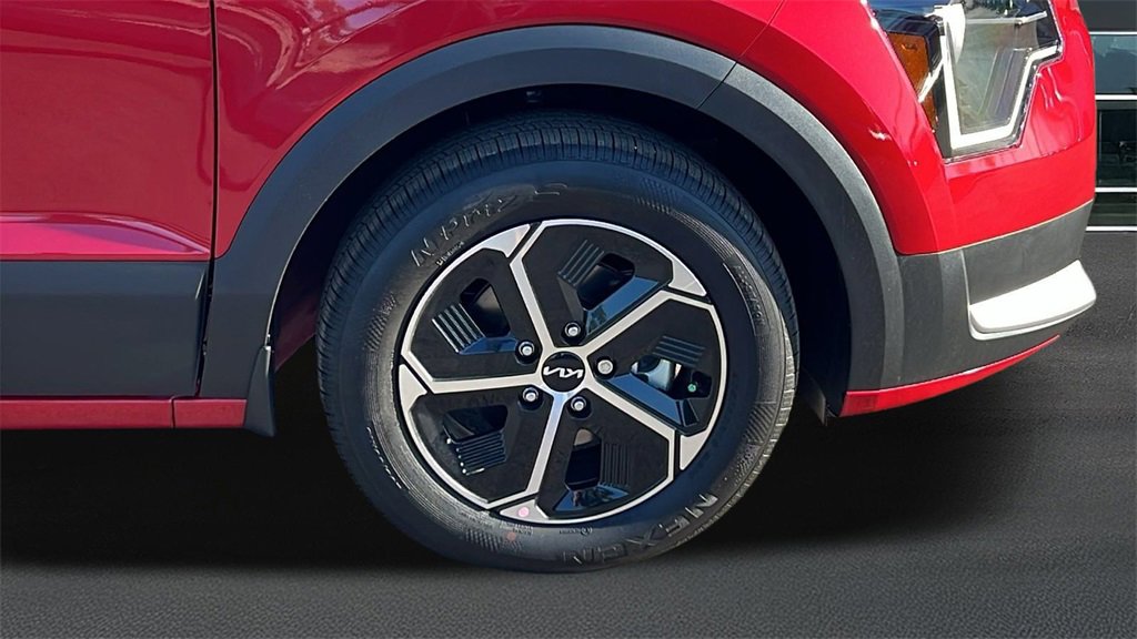 New 2025 Kia Niro EX image 5