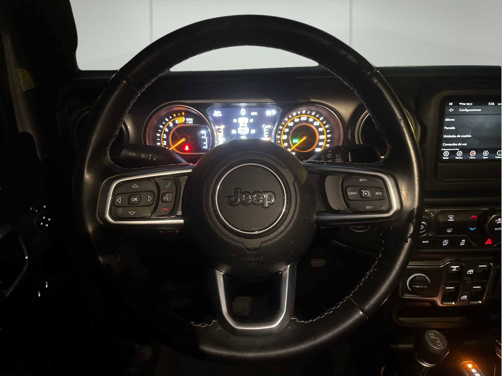 Used 2020 Jeep Wrangler Unlimited Sahara image 24