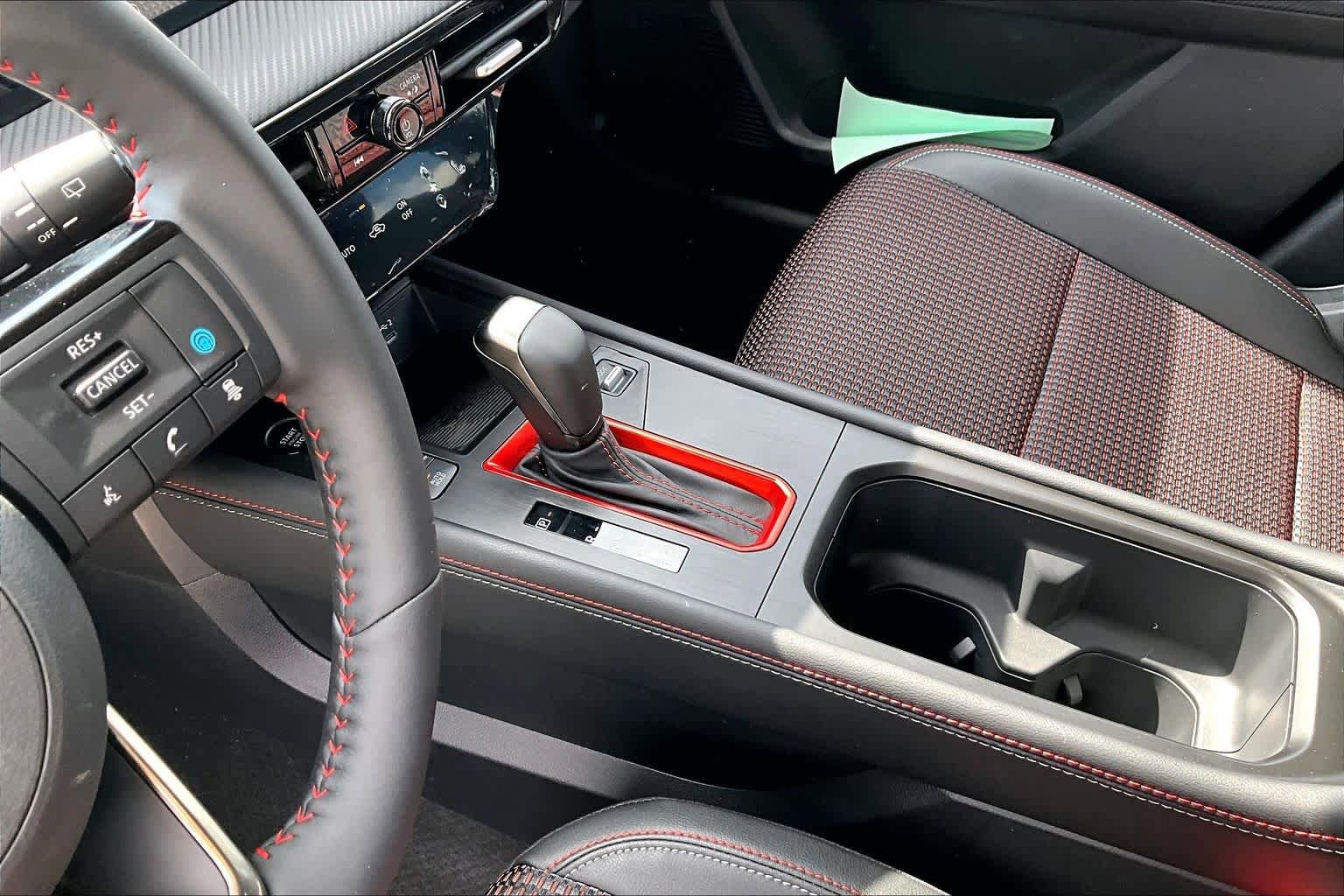 New 2026 Nissan Kicks SR FWD image 11