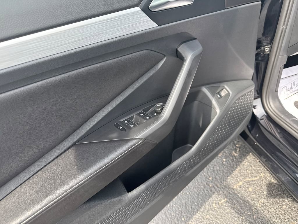 Used 2025 Volkswagen Jetta S FWD image 12