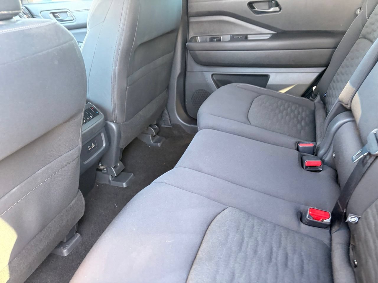 Certified 2025 Nissan Pathfinder SV AWD/4WD image 16