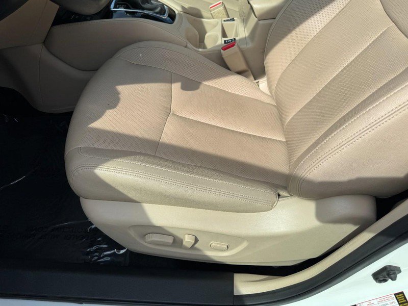 Used 2020 Nissan Rogue SL w/ Premium Package FWD image 15