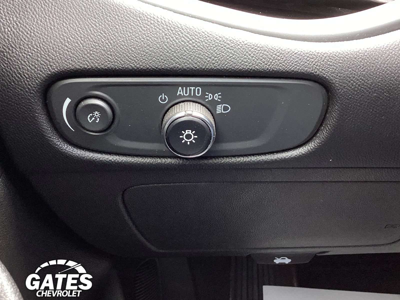 Used 2024 Chevrolet Malibu RS FWD image 20