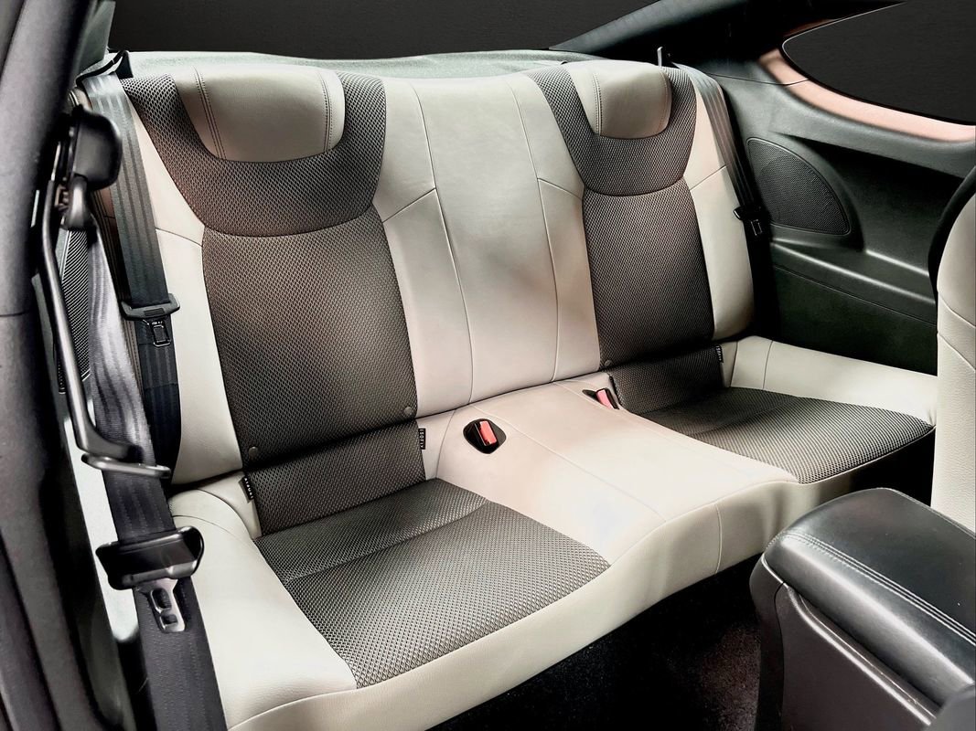 Used 2016 Hyundai Genesis 3.8 image 19