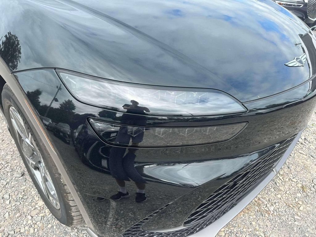 New 2025 Genesis GV60 Advanced AWD/4WD image 7