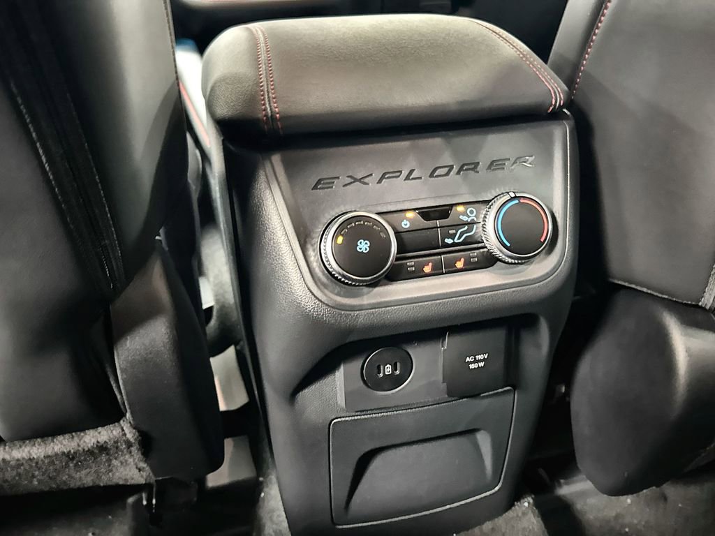 New 2026 Ford Explorer ST-Line w/ ST-Line Street Pack AWD/4WD image 29