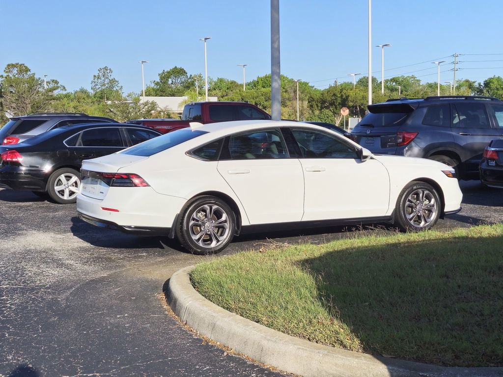 Used 2025 Honda Accord EX-L image 3