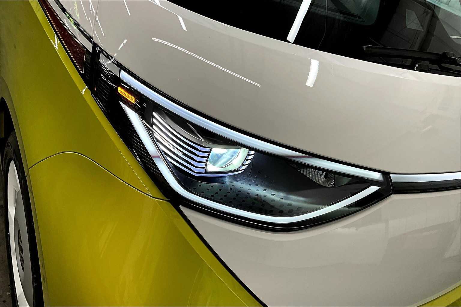 New 2025 Volkswagen ID. Buzz 1st Edition image 31