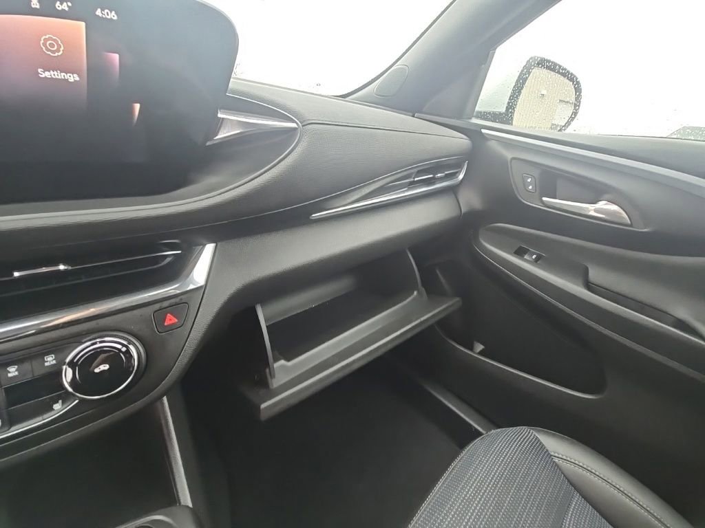 Used 2025 Buick Envista Preferred w/ Convenience I Package image 18