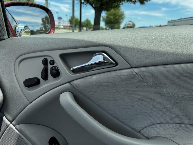 Used 2004 Mercedes-Benz C 230 Coupe image 32