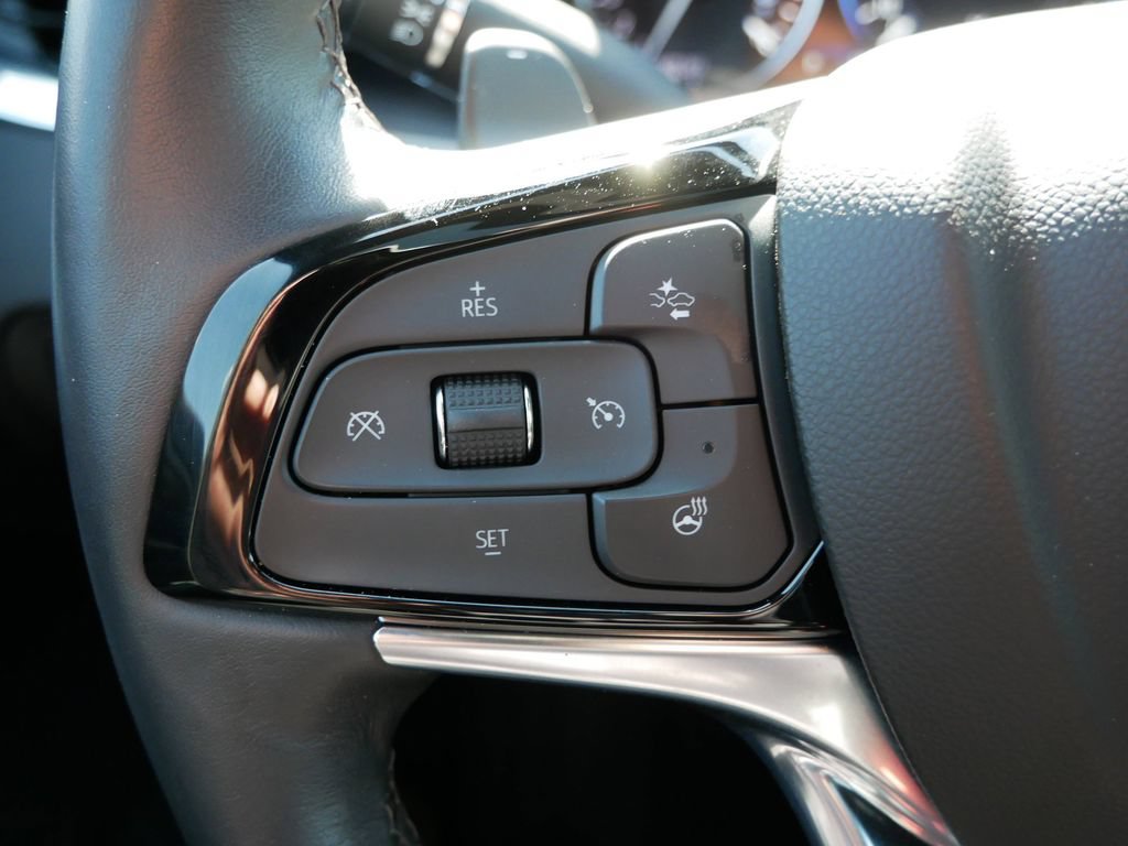 Used 2023 Buick Enclave Premium w/ Experience Buick Package AWD/4WD image 33