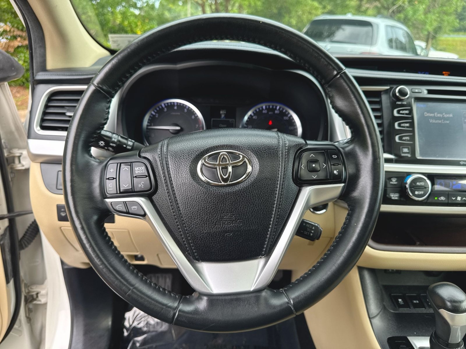 Used 2015 Toyota Highlander Limited AWD/4WD image 24