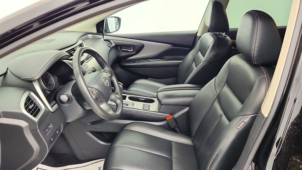Used 2024 Nissan Murano SV w/ SV Midnight Edition Package AWD/4WD image 18