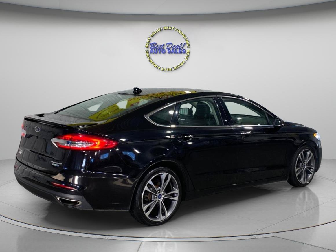 Used 2019 Ford Fusion Titanium AWD/4WD image 5