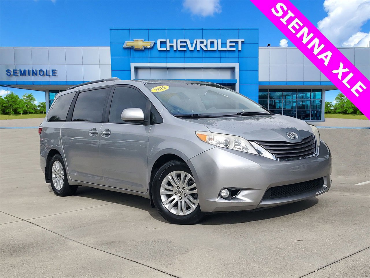 Used 2016 Toyota Sienna XLE