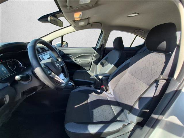 Used 2025 Nissan Versa SV FWD image 15