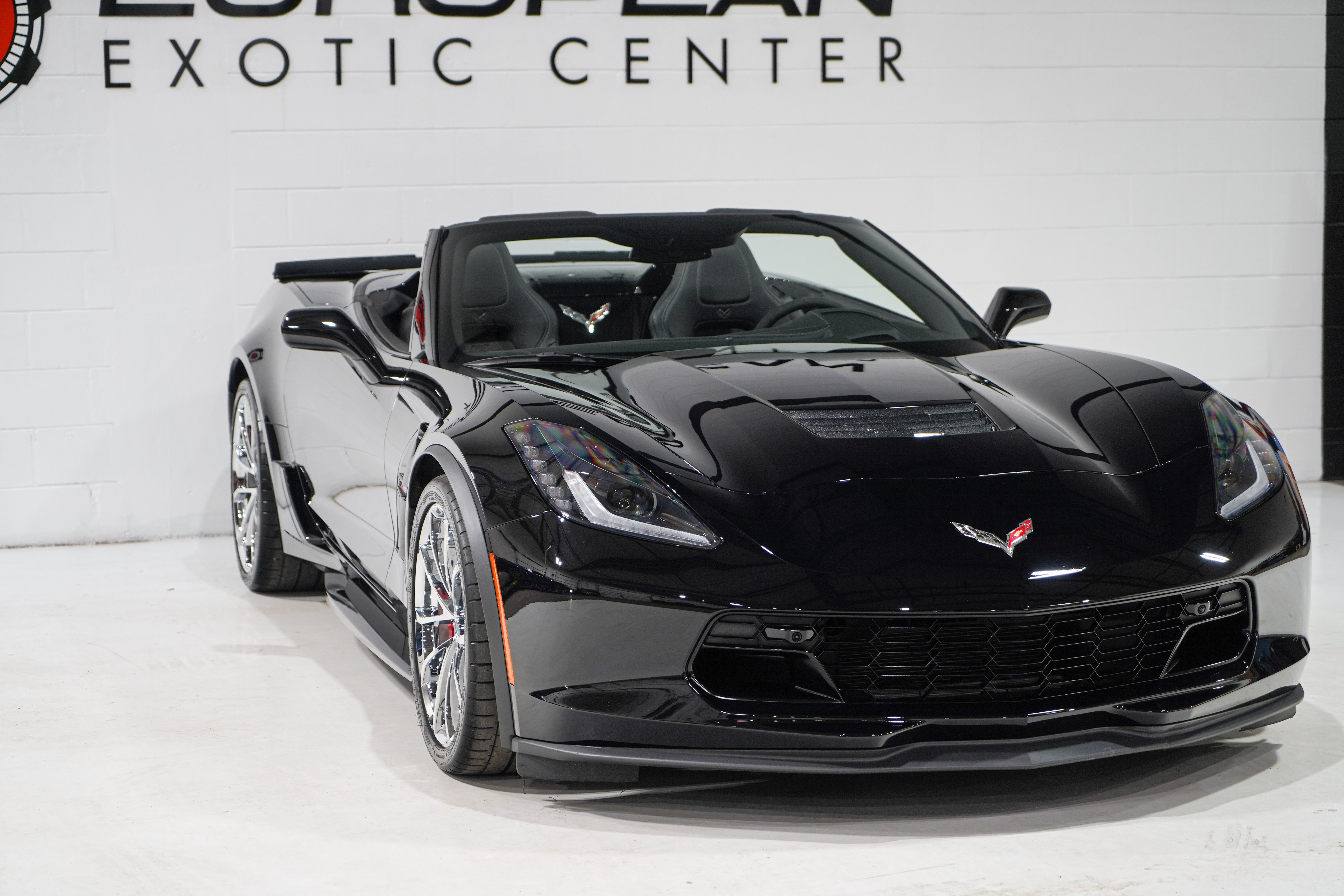 Used 2019 Chevrolet Corvette Grand Sport RWD image 30