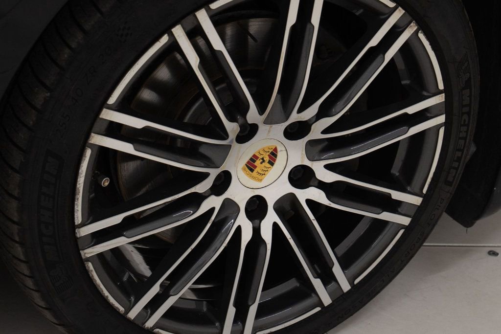 Used 2016 Porsche Panamera Edition image 67