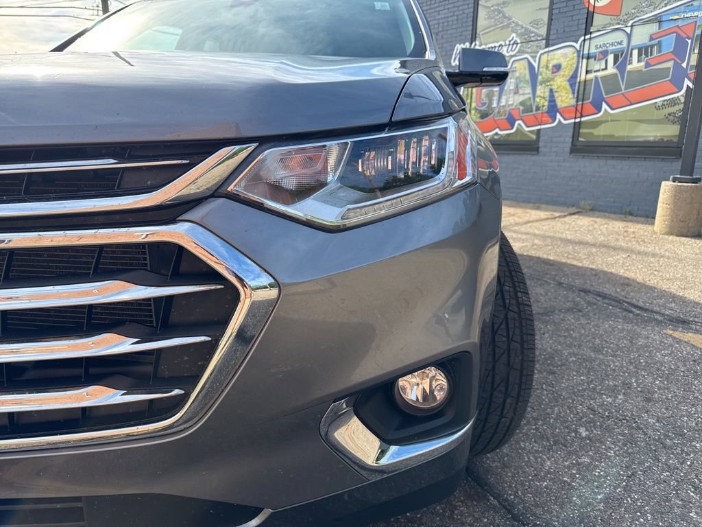 Used 2020 Chevrolet Traverse High Country w/ LPO, Floor Liner Package AWD/4WD image 3