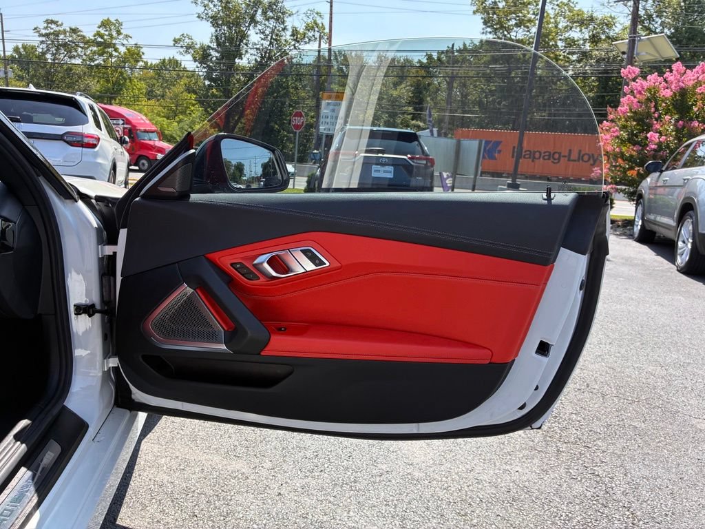 Used 2020 BMW Z4 M40i w/ Executive Package RWD image 22