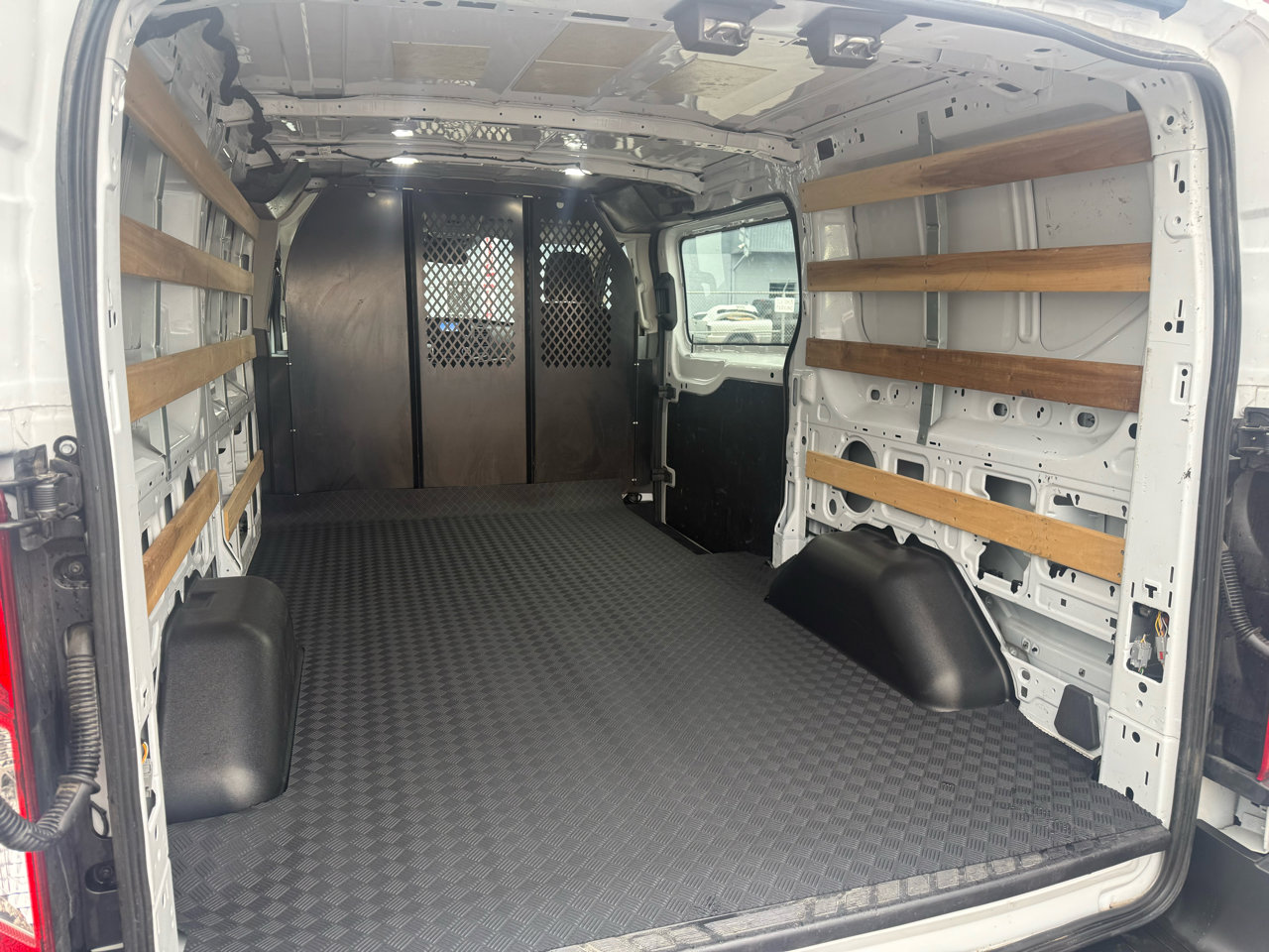 Used 2024 Ford Transit 250 Low Roof w/ Exterior Upgrade Package image 25