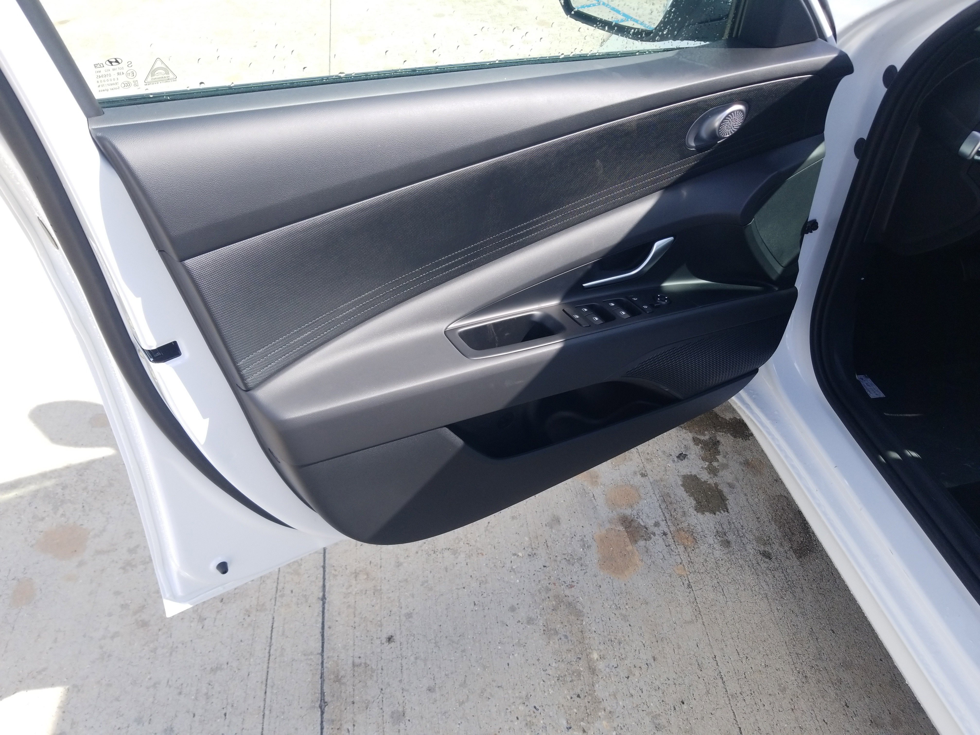 New 2026 Hyundai Elantra SE image 9