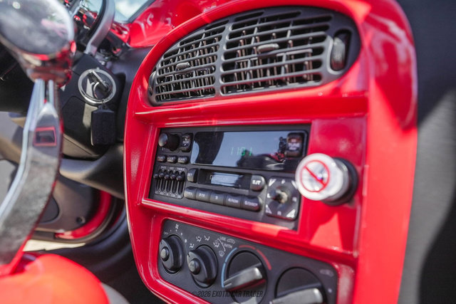 Used 1999 Plymouth Prowler RWD image 41