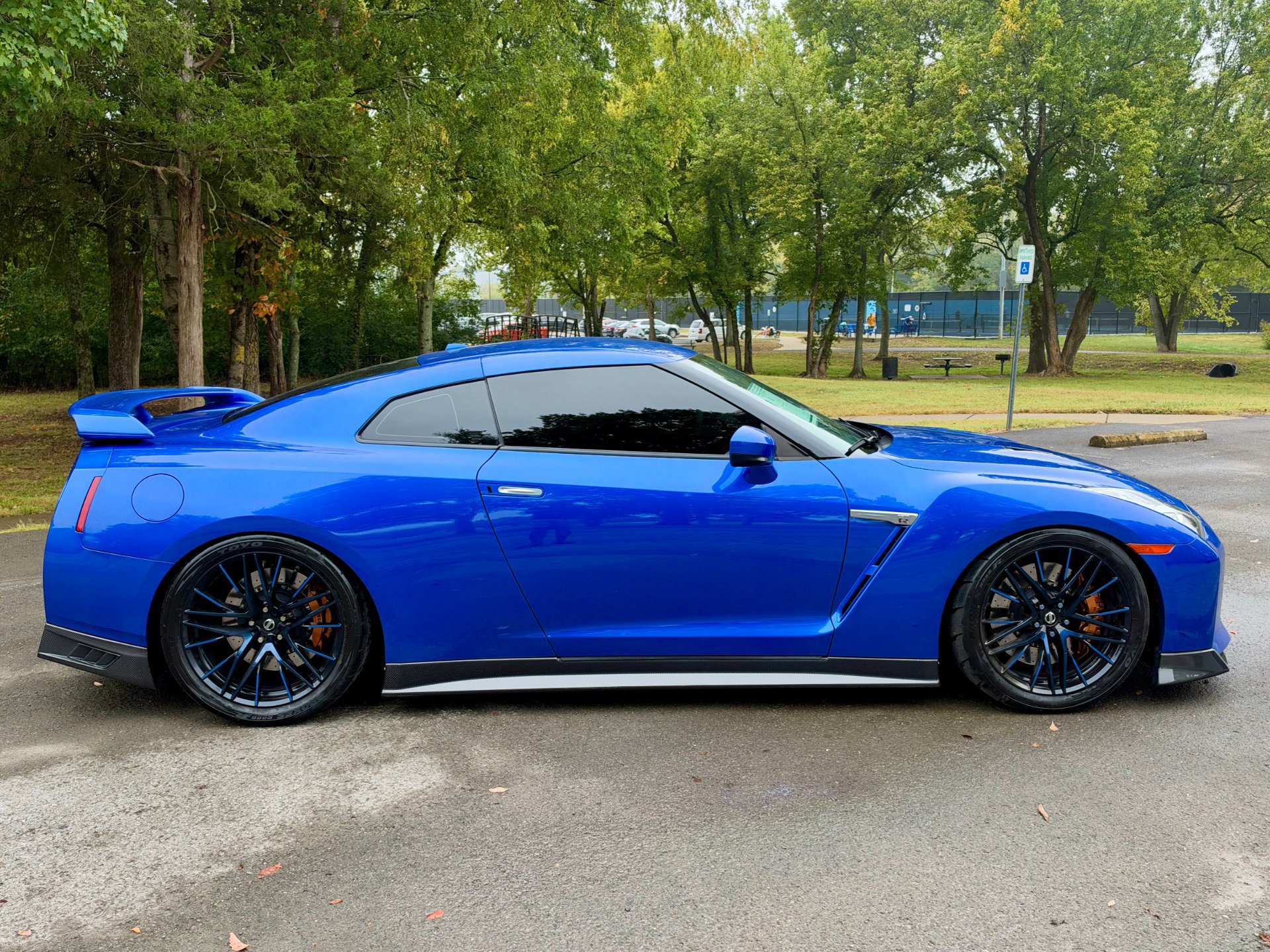 Used 2020 Nissan GT-R Premium AWD/4WD image 7