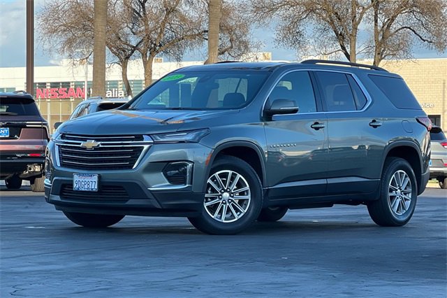 Used 2023 Chevrolet Traverse LT image 8