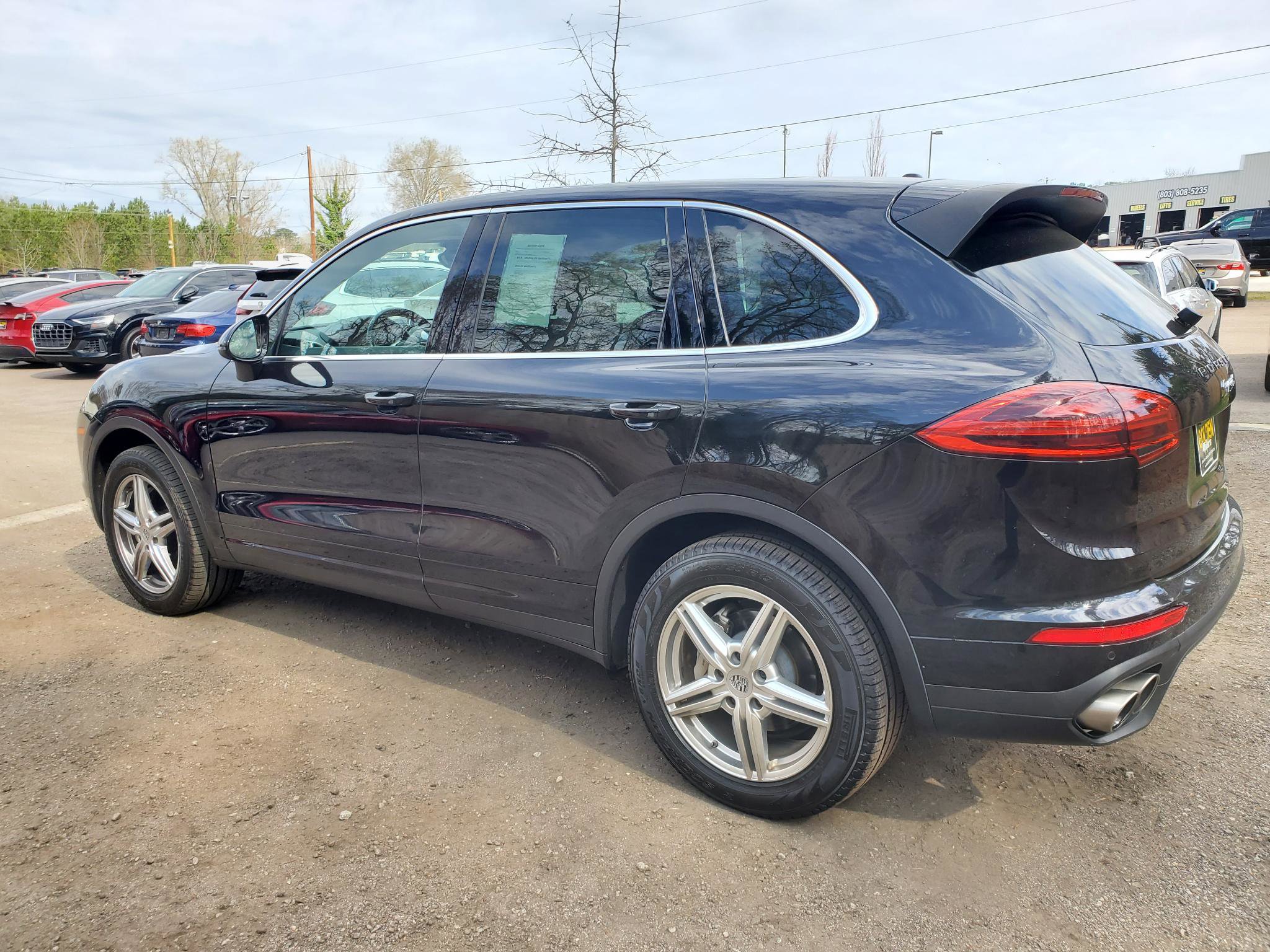 Used 2017 Porsche Cayenne S image 5