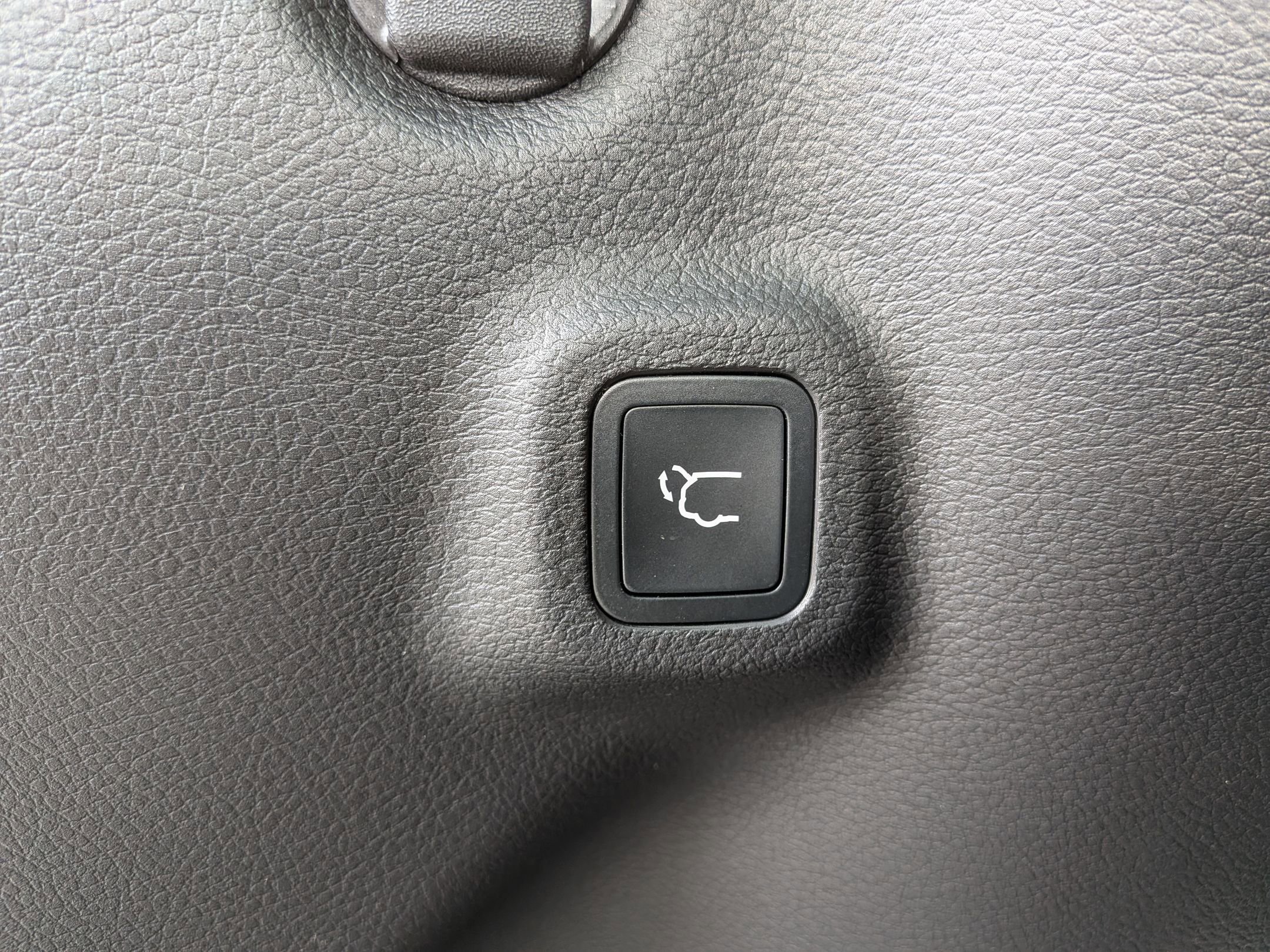 New 2026 Jeep Compass Limited w/ Sun, Sound & Navigation Group image 32