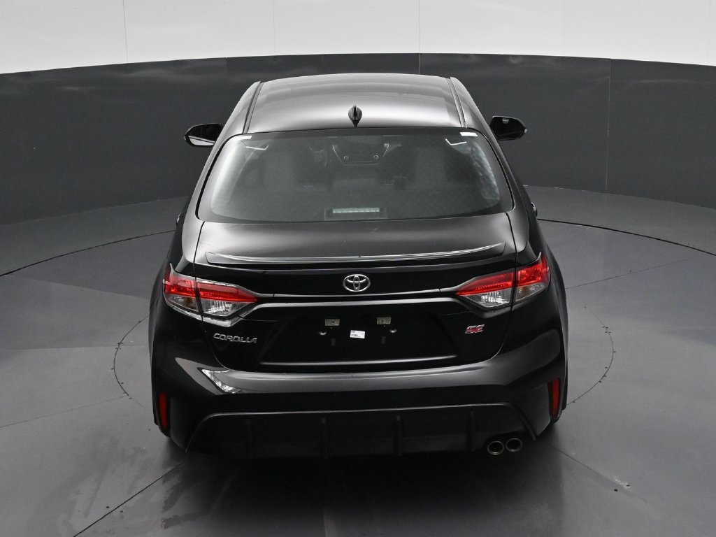 Used 2026 Toyota Corolla SE FWD image 18