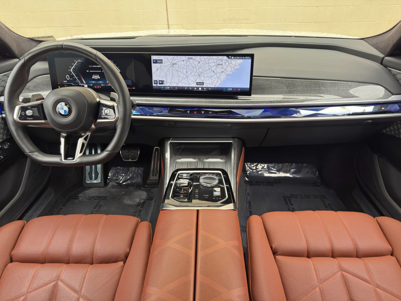 Used 2023 BMW 760i xDrive w/ Executive Package AWD/4WD image 13