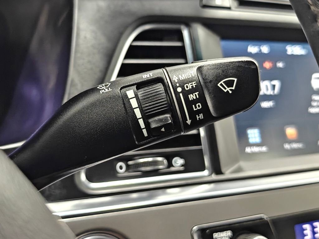 Used 2017 Hyundai Sonata Sport w/ Value Edition Package 02 image 32