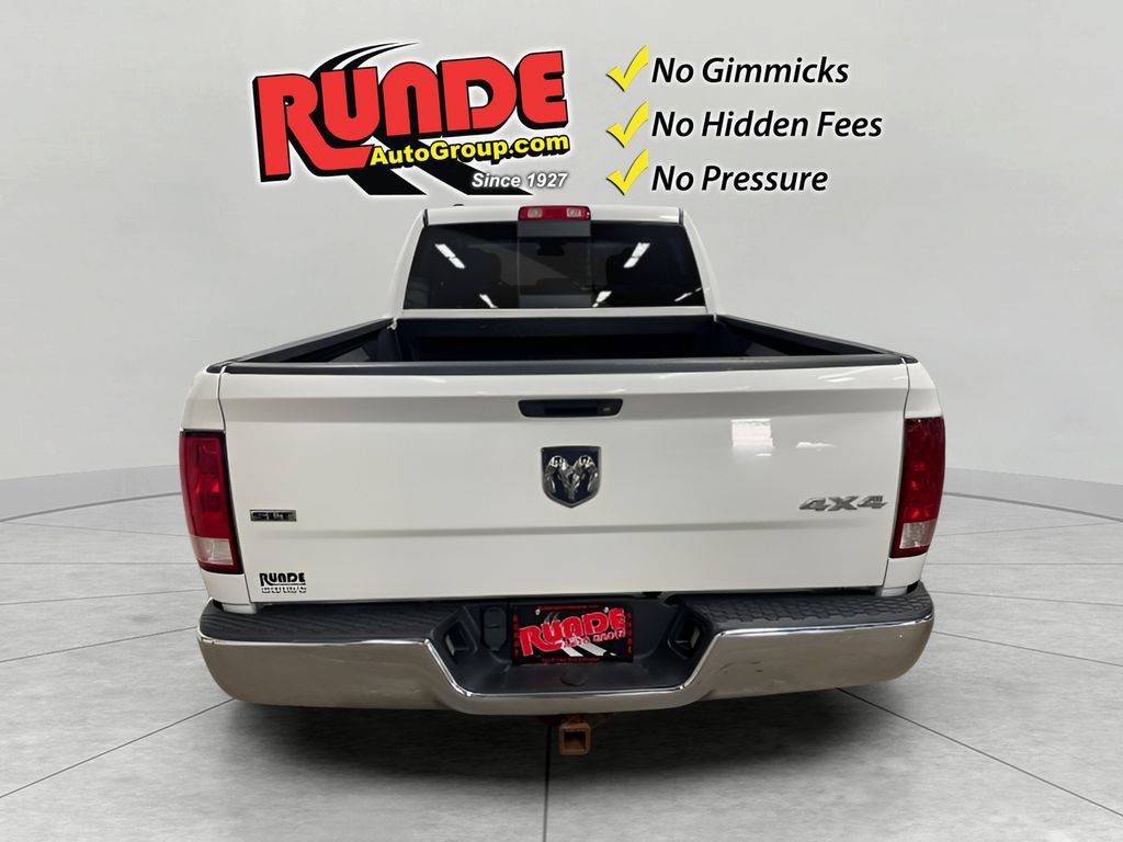 Used 2017 RAM 1500 Classic SLT AWD/4WD image 4