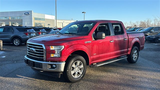 Used 2017 Ford F150 XLT w/ Equipment Group 302A Luxury image 3