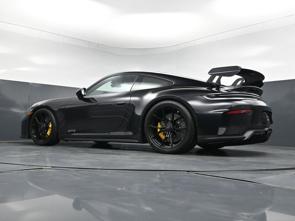 Certified 2026 Porsche 911 GT3 w/ Chrono Package RWD image 22