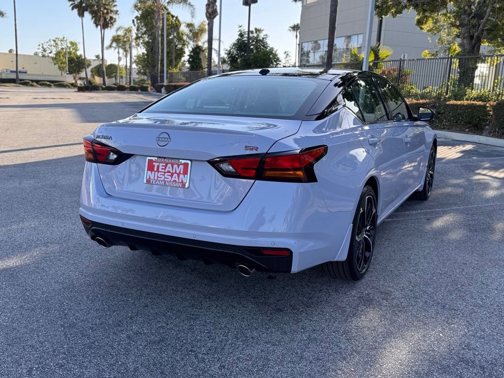 New 2026 Nissan Altima 2.5 SR FWD image 7