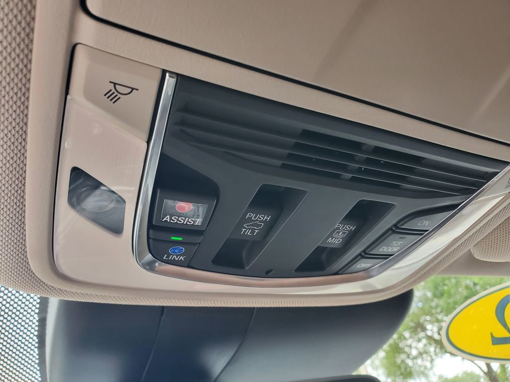 Certified 2022 Acura RDX w/ Technology Package FWD image 35