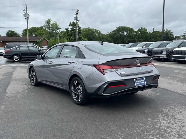 Certified 2025 Hyundai Elantra Sport FWD image 7