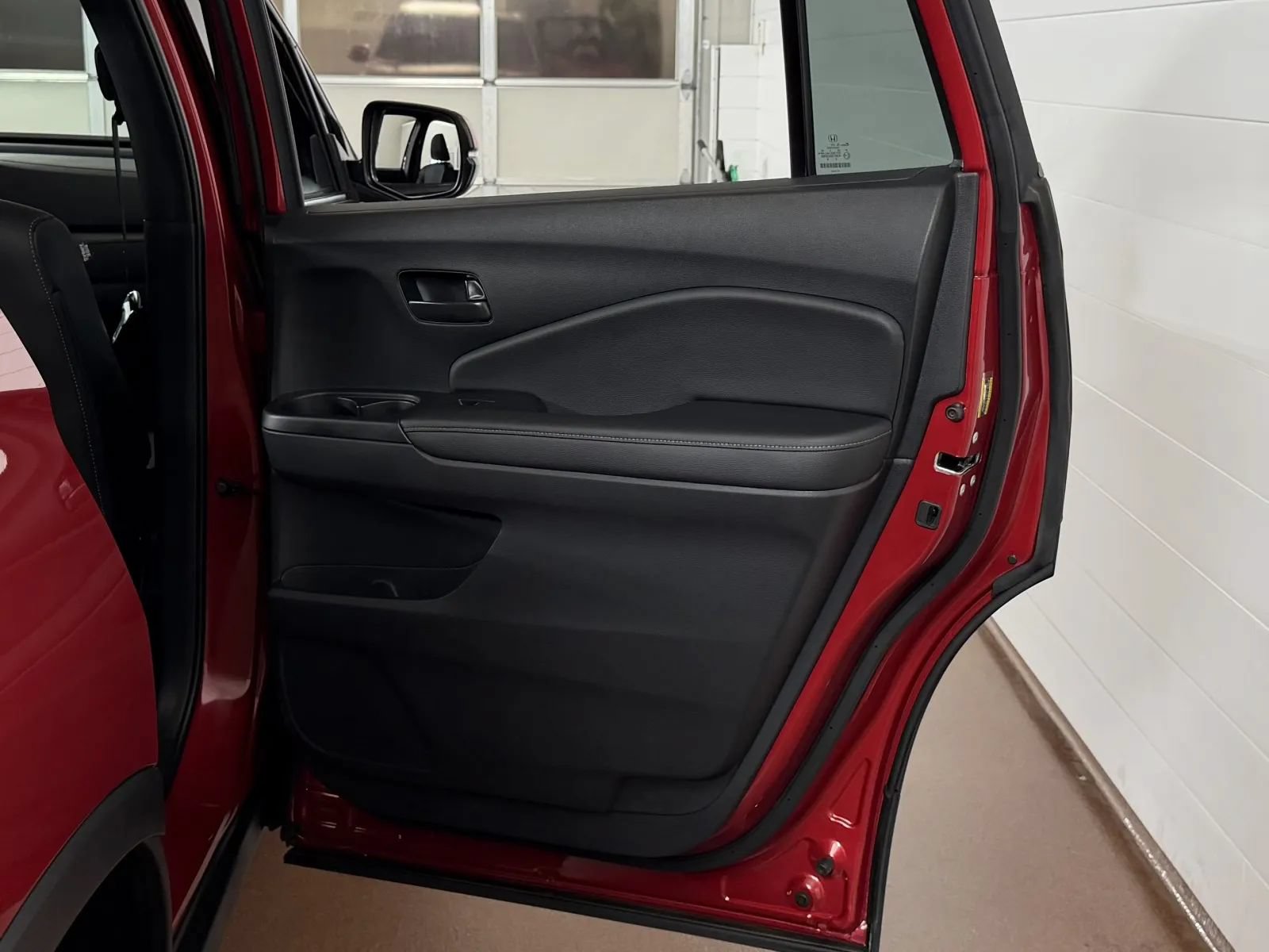 Used 2023 Honda Passport EX-L image 36