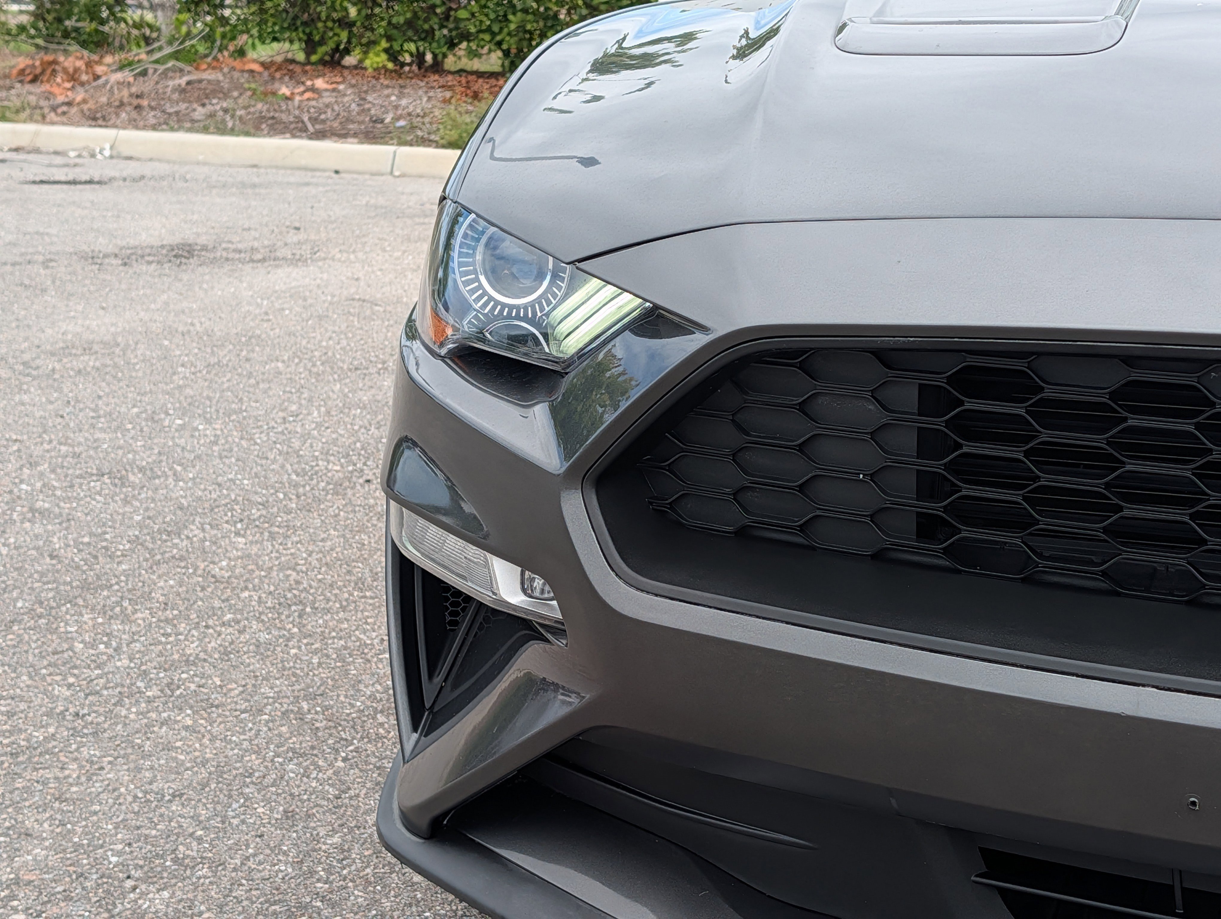 Certified 2018 Ford Mustang Premium RWD image 9