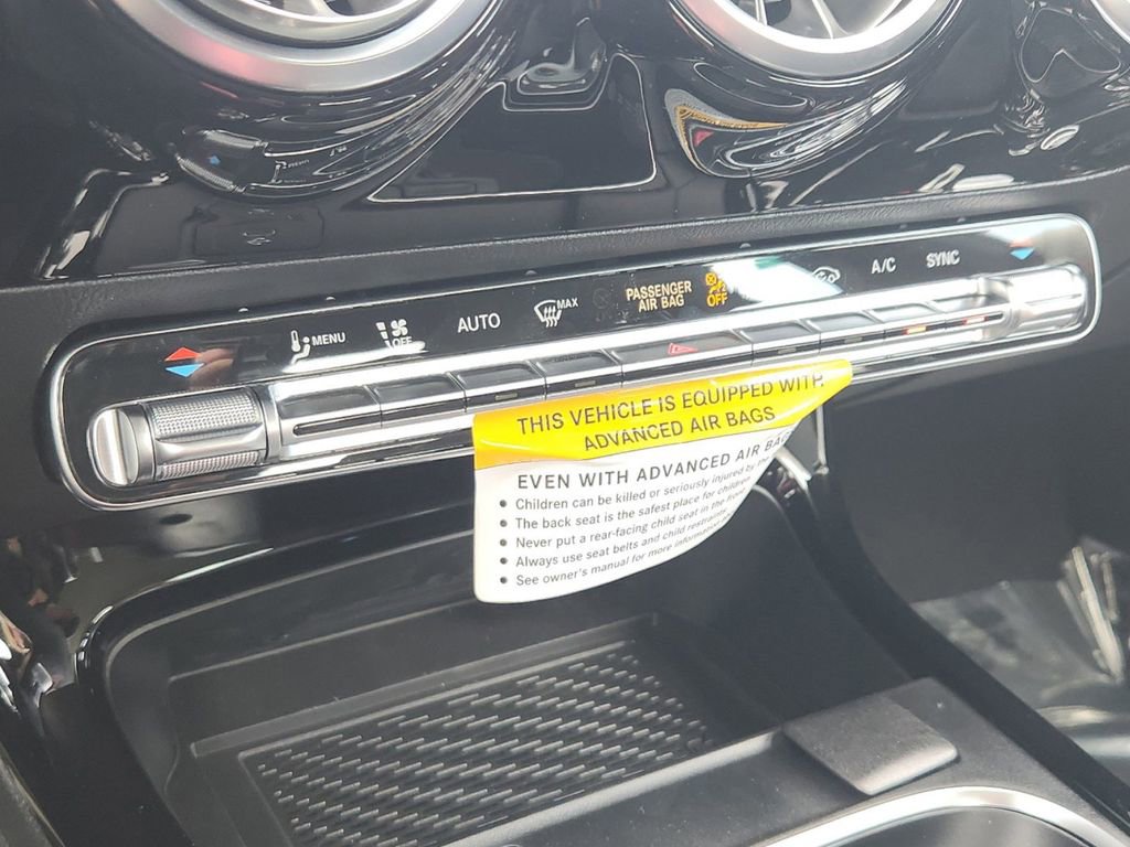 New 2025 Mercedes-Benz CLA 250 4MATIC image 23