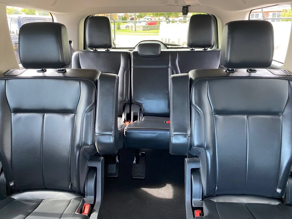Used 2024 Ford Expedition XLT AWD/4WD image 31