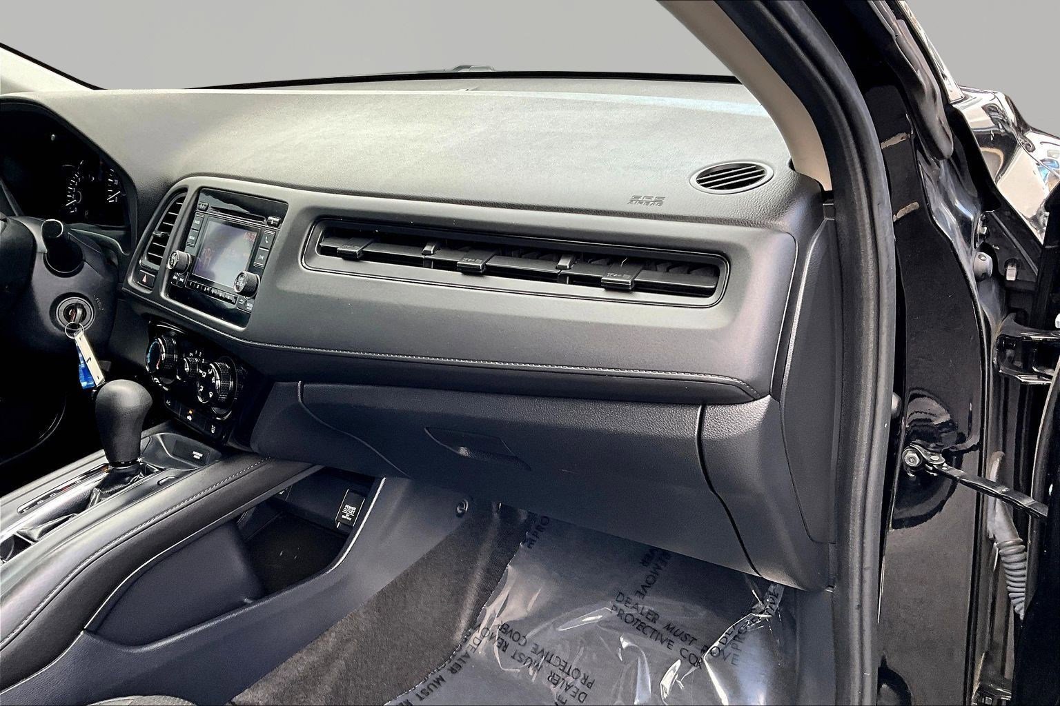 Used 2021 Honda HR-V LX image 25